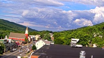 Live Camera from a random camera within the United States