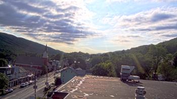 Live Camera from a random camera within the United States