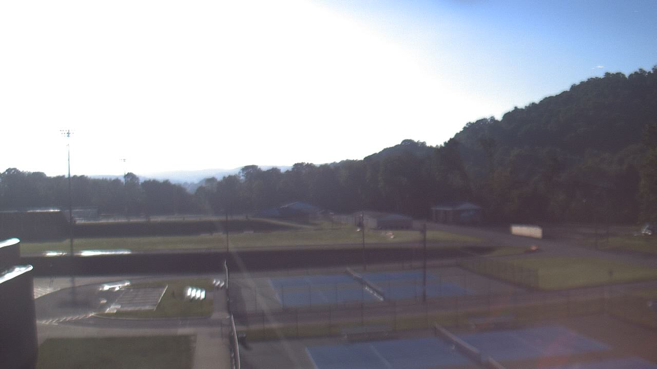Live Camera from Kiski Area HS, Vandergrift, PA 15690