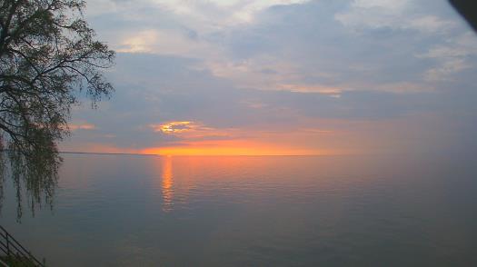 Live Camera from Forest Lawn Beach on Lake Ontario, Webster, NY