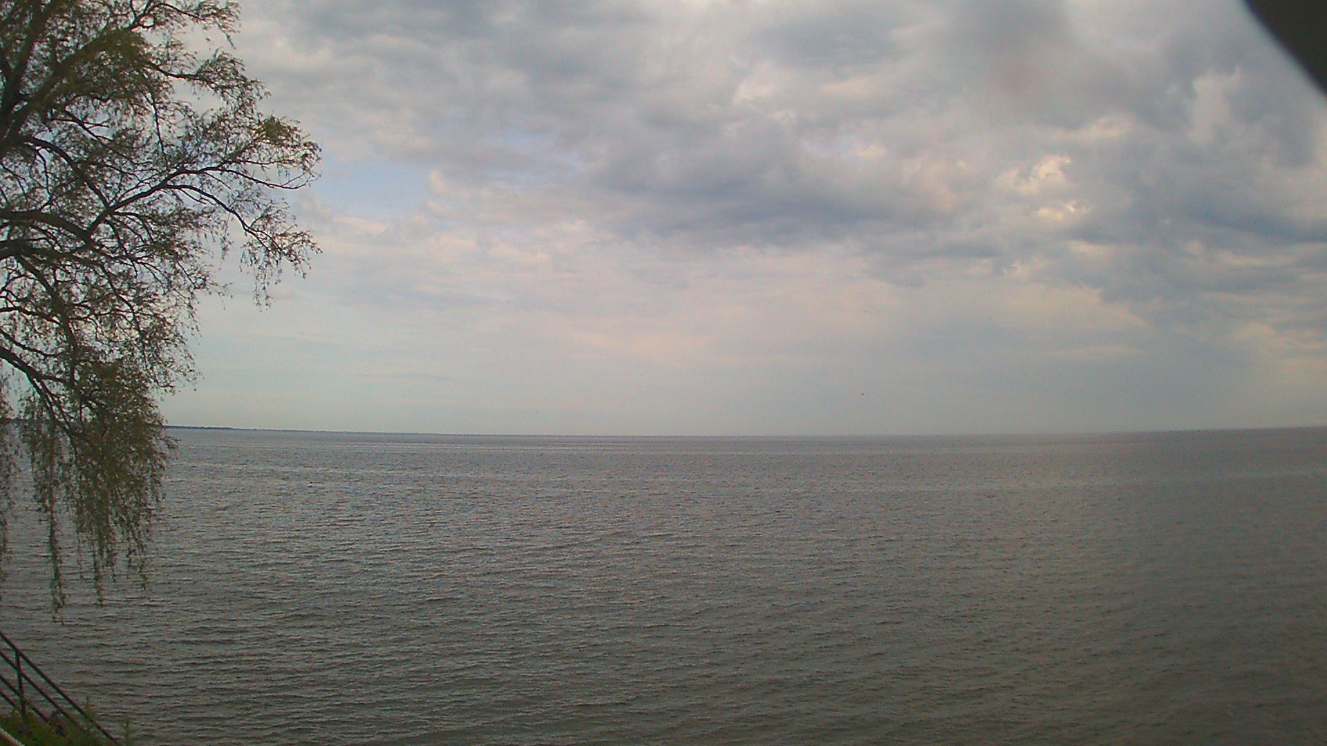 Live Camera from Forest Lawn Beach on Lake Ontario, Webster, NY 14580