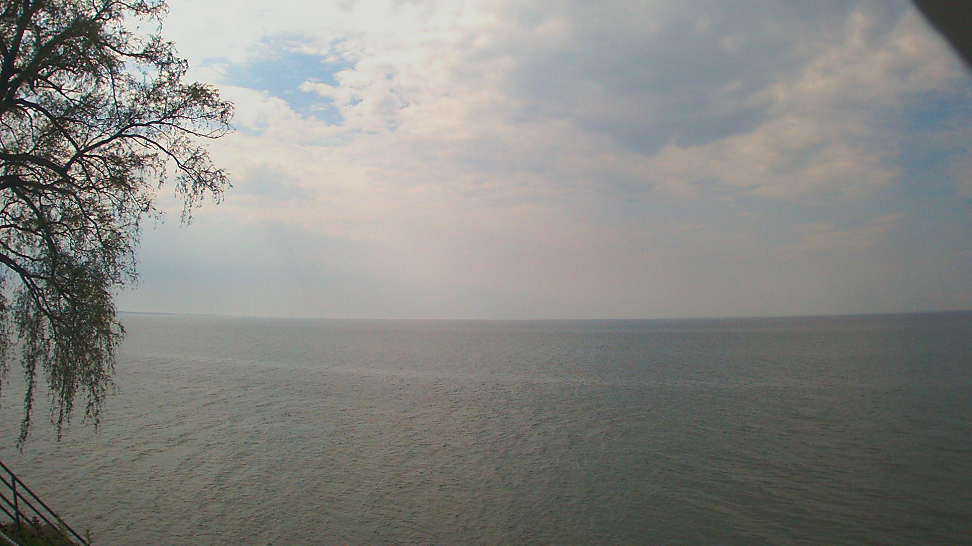 Live Camera from Forest Lawn Beach on Lake Ontario, Webster, NY 14580