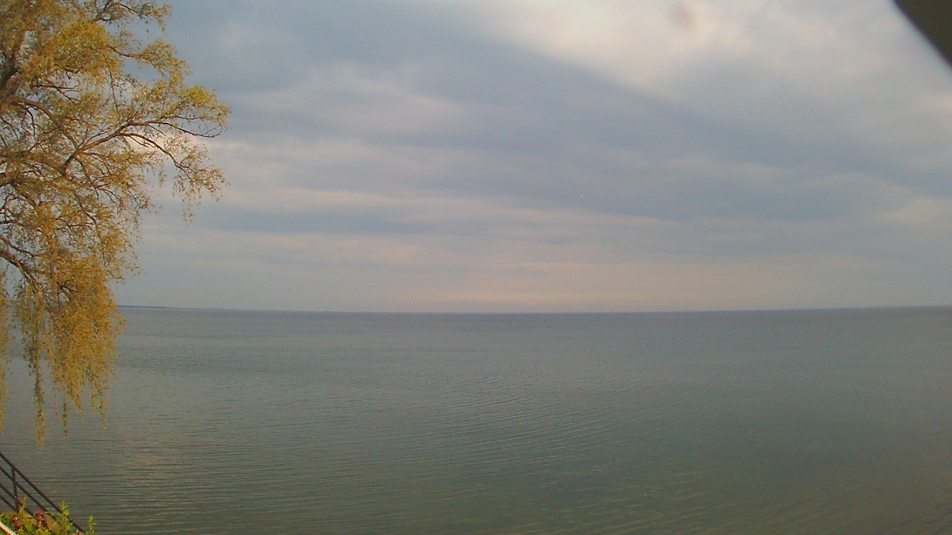 Live Camera from Forest Lawn Beach on Lake Ontario, Webster, NY 14580