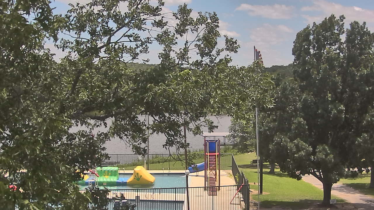 实时相机 Camp Sweeney, Callisburg, TX 76240