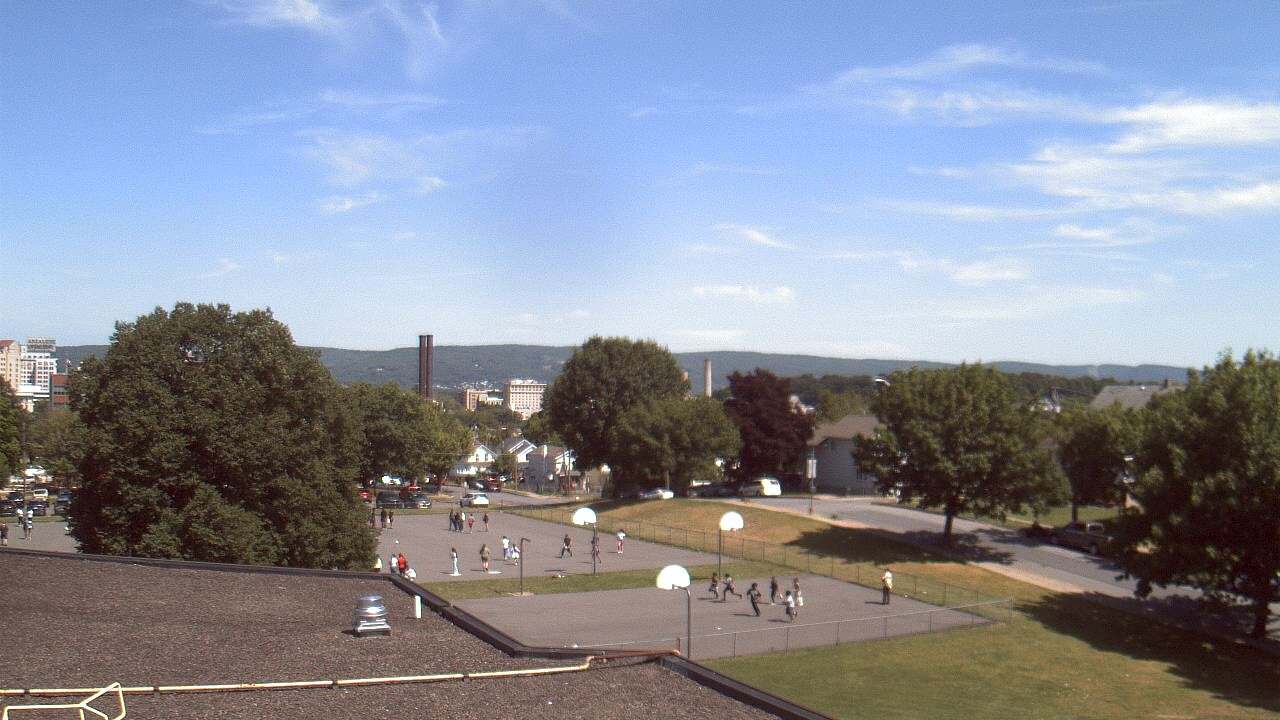 Live Camera from Heights Murray ES, Wilkes-Barre, PA 18702