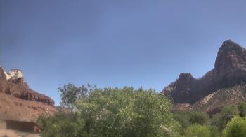 Live Camera from a random camera within the United States