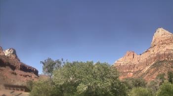 Live Camera from Zion Canyon Theatre, Springdale, UT