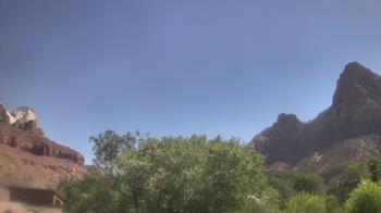 Live Camera from Zion Canyon Theatre, Springdale, UT