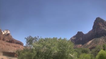 Live Camera from a random camera within the United States