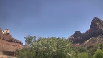 Live Camera from Zion Canyon Theatre, Springdale, UT