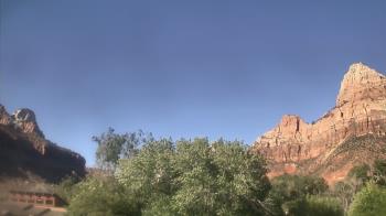 Live Camera from Zion Canyon Theatre, Springdale, UT