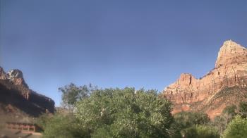 Live Camera from Zion Canyon Theatre, Springdale, UT