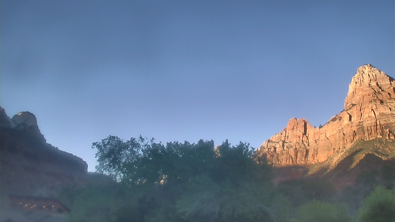 Live Camera from Zion Canyon Theatre, Springdale, UT 84767