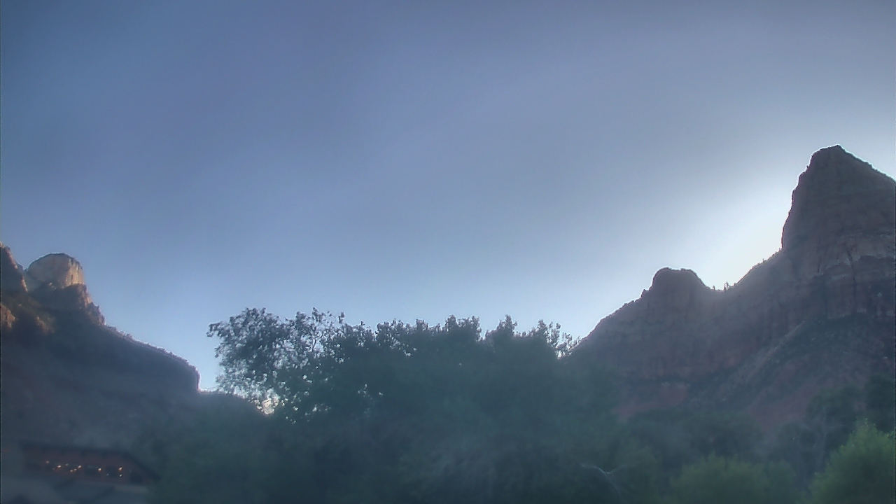Live Camera from Zion Canyon Theatre, Springdale, UT 84767