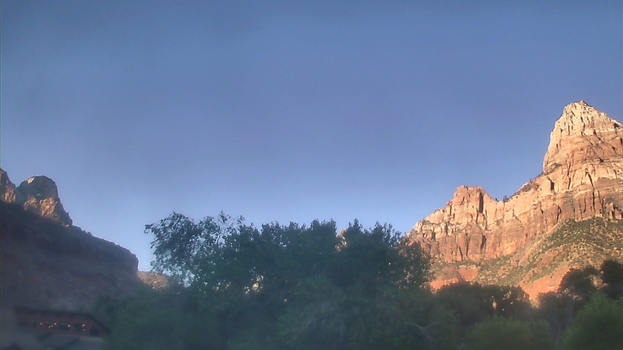 Live Camera from Zion Canyon Theatre, Springdale, UT 84767