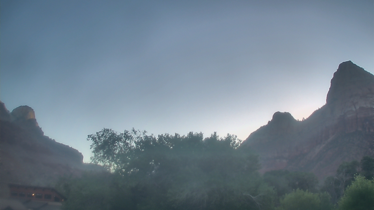 Live Camera from Zion Canyon Theatre, Springdale, UT 84767