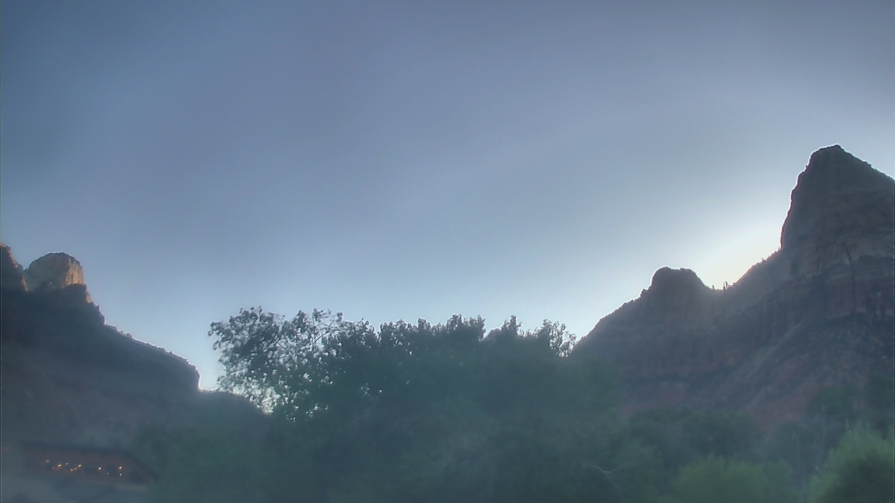 Live Camera from Zion Canyon Theatre, Springdale, UT 84767